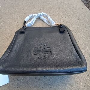 NWT Harper Tory Burch-Black Leather Shoulder Bag with Gold Chain Straps-
